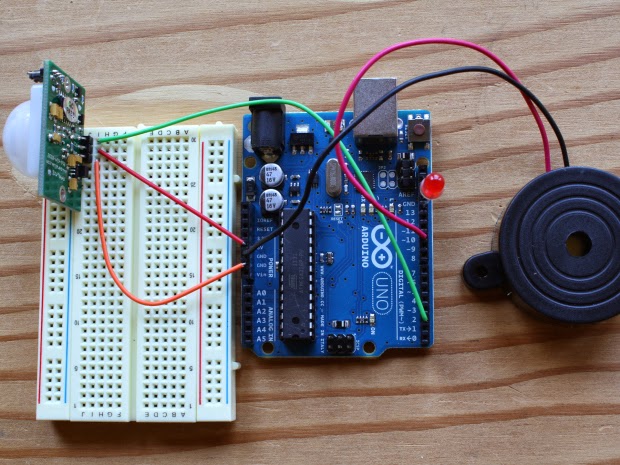 Alarm dengan PIR Sensor di Arduino uno - belajar robotik mudah dengan ...