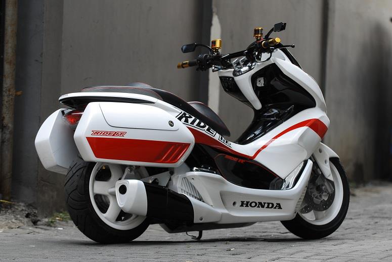 Modifikasi Honda PCX 150 Desain Touring - MECHATRONIK