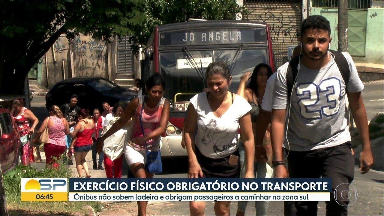 Ônibus sem força para subir ladeira fazem passageiros continuarem trajeto a pé em SP 1