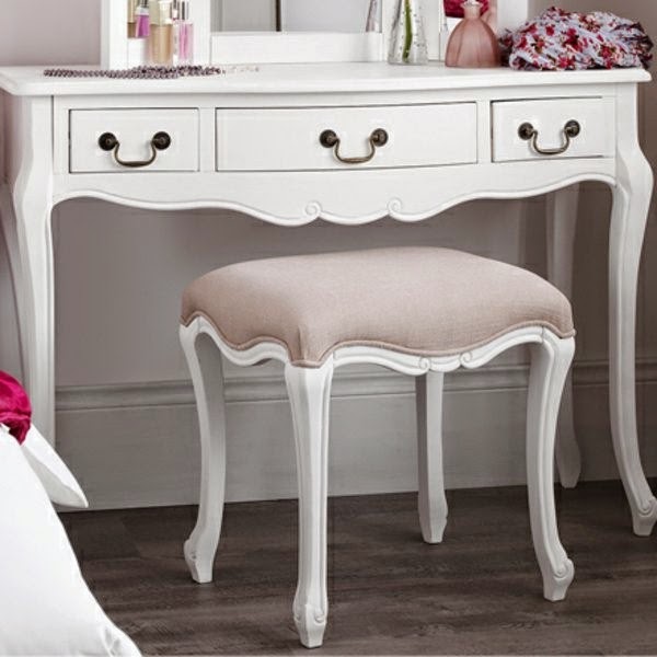 Beautiful designs from the dressing table with stool!