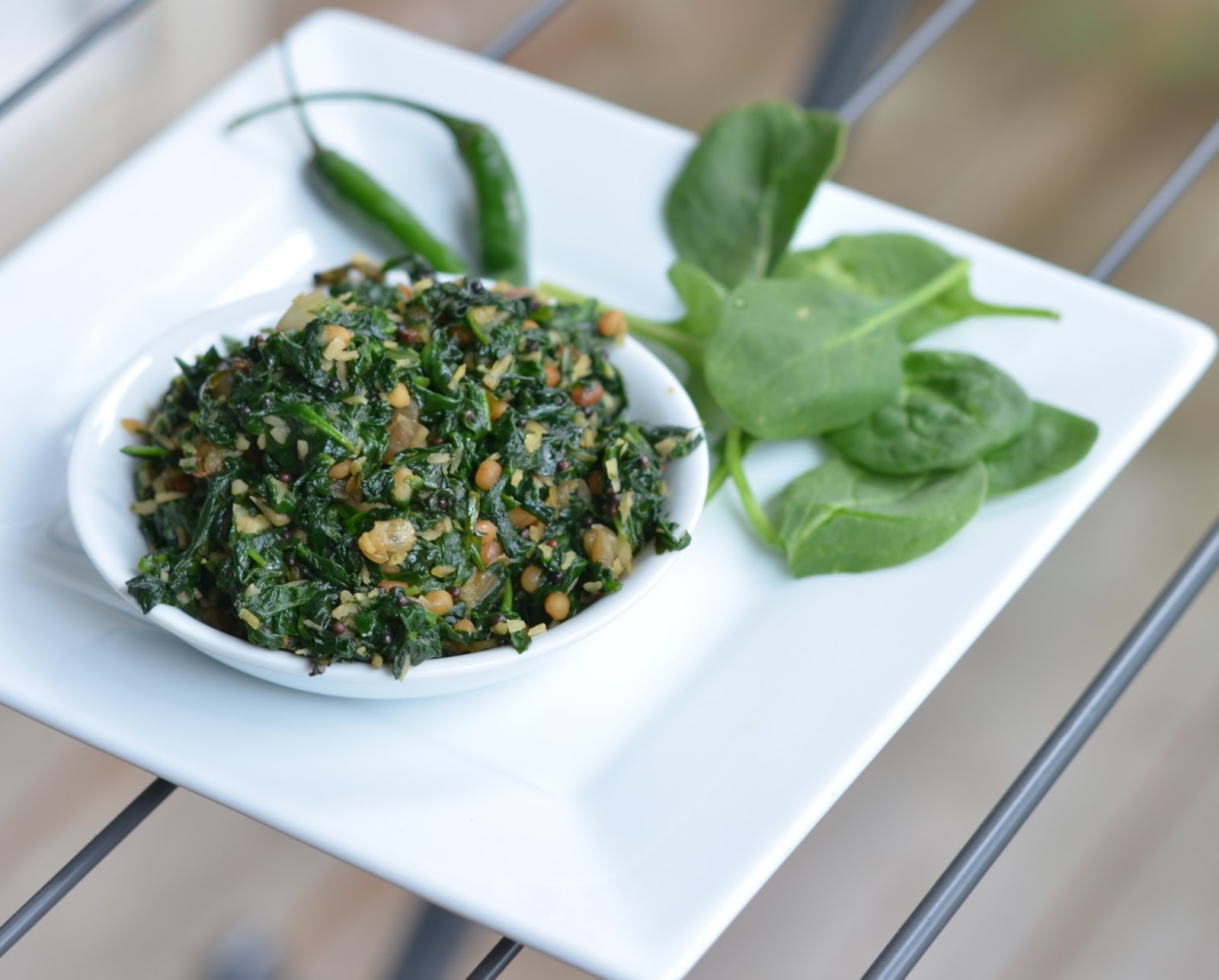 Happy Cooking Me Spinach Thoran