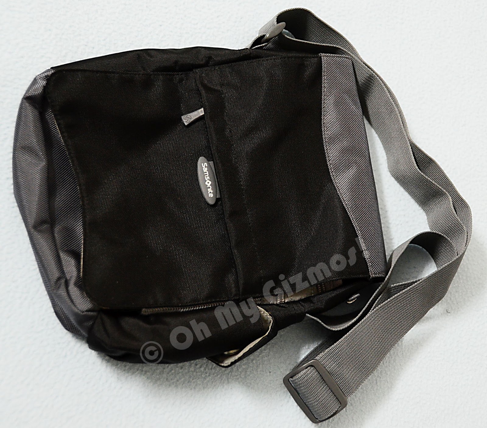 Oh My Gizmos! Samsonite Travel Sling Bag