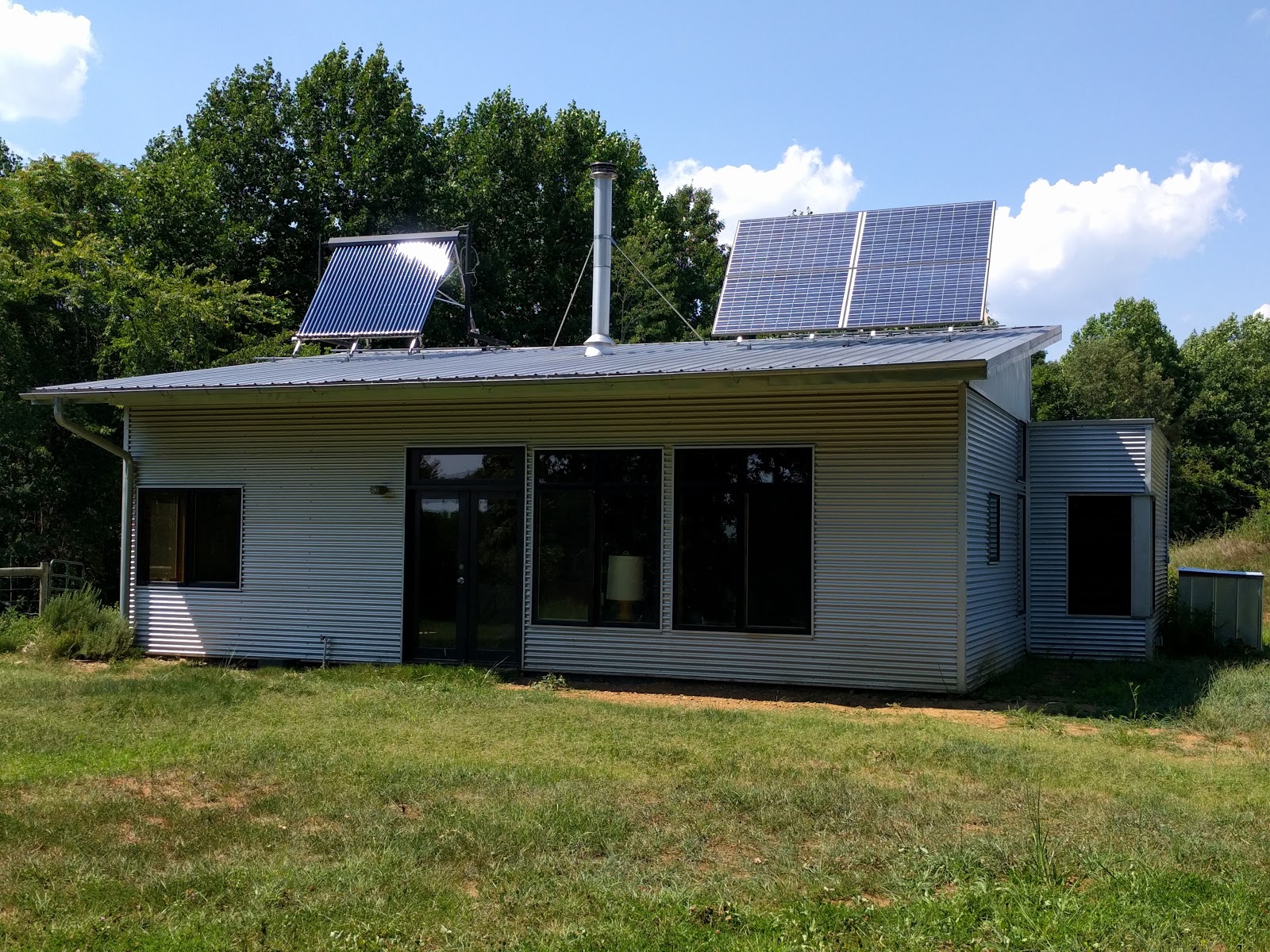 Modern Off Grid Prefab House Enjoys Summer Breeze And Code Class