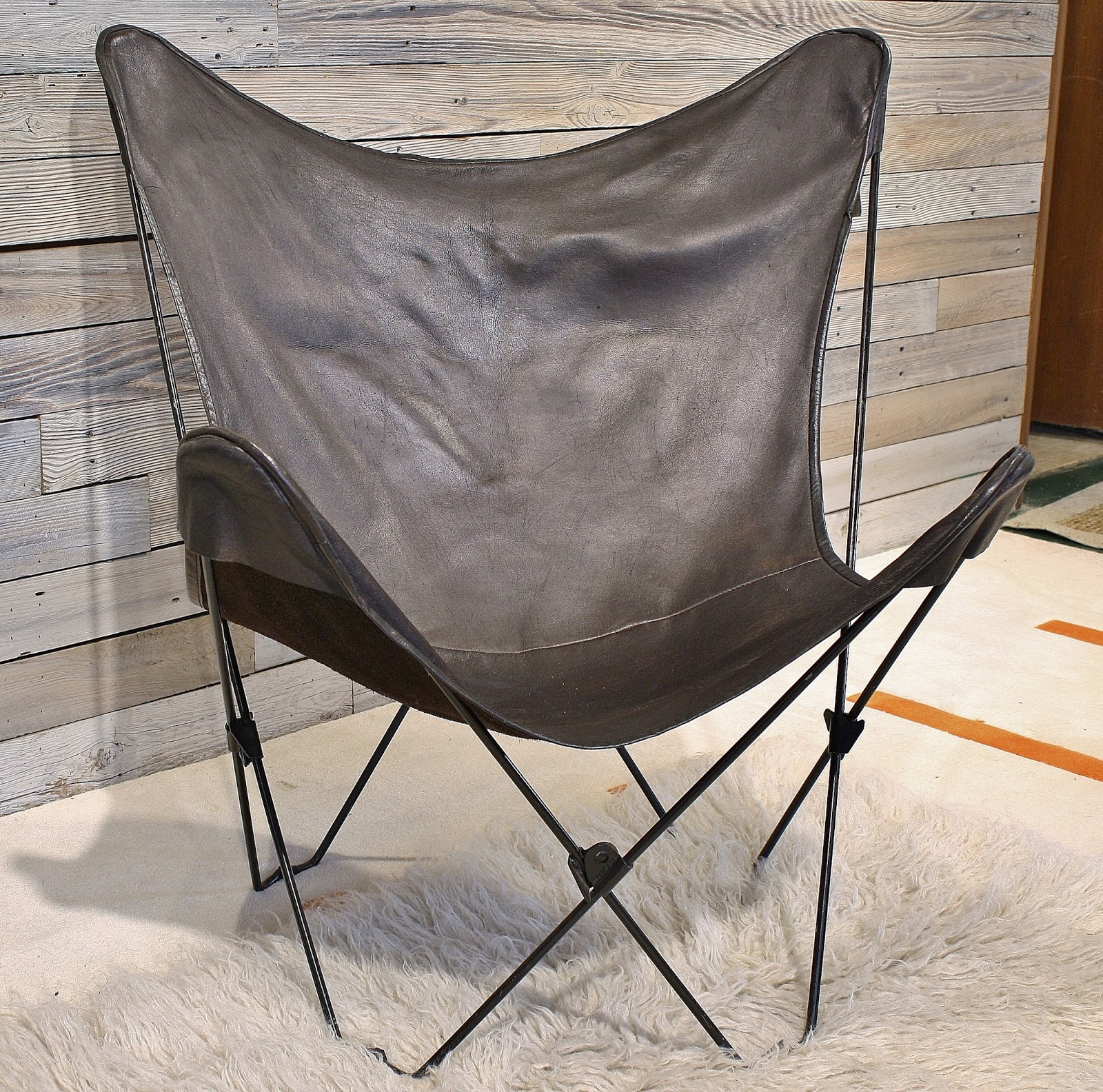 Modwerks Vintage Folding Leather Butterfly Chair