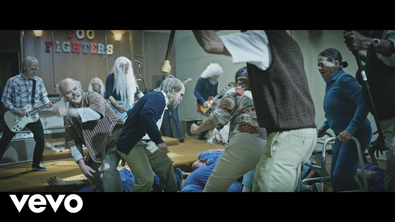 Foo Fighters Run (Official Music Video) GABEmax