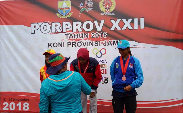 WhatsApp%2BImage%2B2018 11 23%2Bat%2B07.57.26