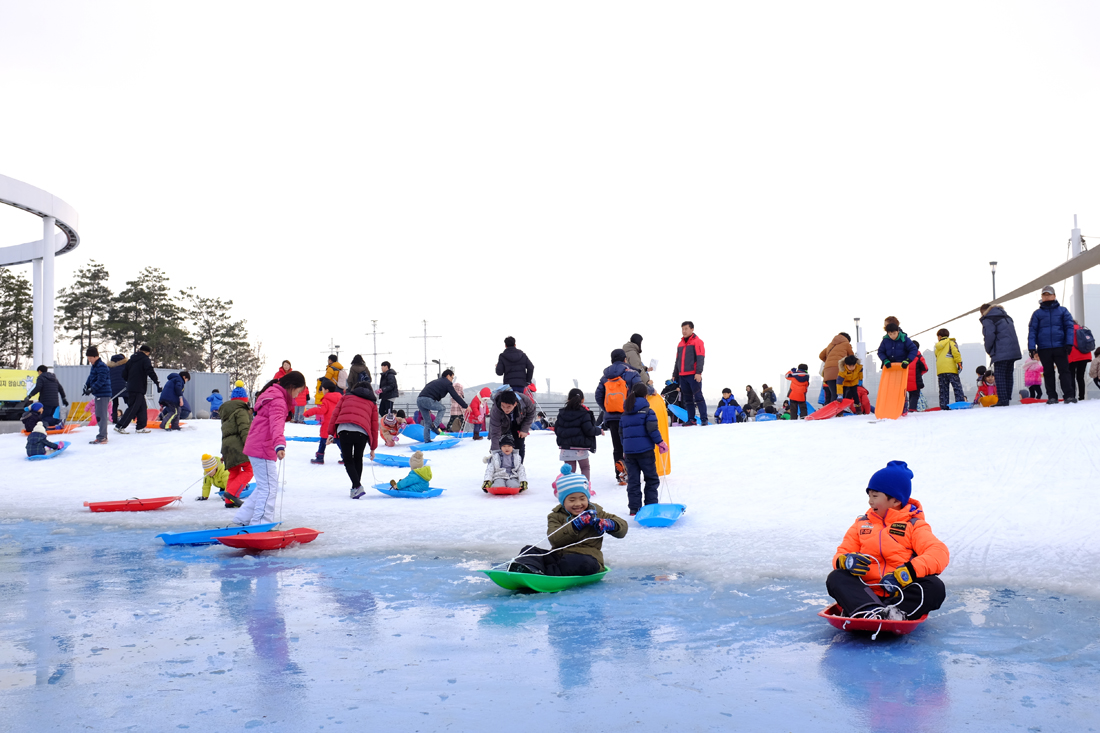 The Rebel Sweetheart. Seoul Searching Top 8 Winter Activities in Korea.