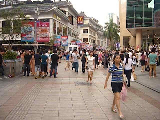 Paket Tour Hongkong Shenzhen Guangzhou Zuhai Macau Menyusuri China Mainland  di hari Pertama