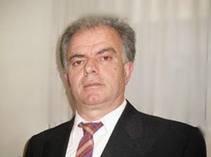 Κοίτα ποιος παραπονιέται! (του Βασίλη Κωνσταντίνου)