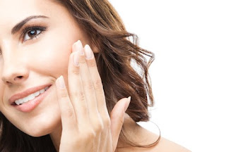 7 conseils pour revitaliser le visage en quelques minutes 7 conseils pour revitaliser le visage en quelques minutes