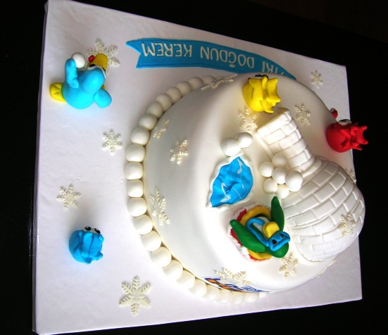 Renkli Tatlar Hayata Tat Katar CLUB PENGUIN PASTA