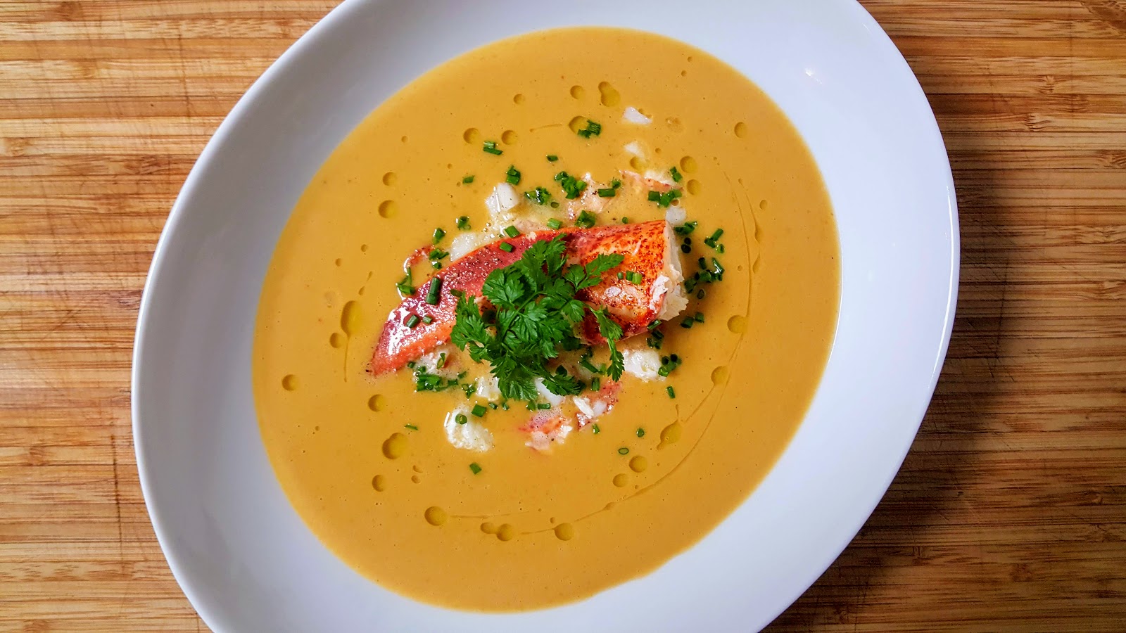 Recette de Bisque de crustacés homard, crevette, crabe vert...