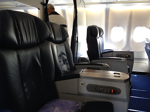 The Hopeful Traveler: Hawaiian Airlines First Class on the A330-200 Part 1