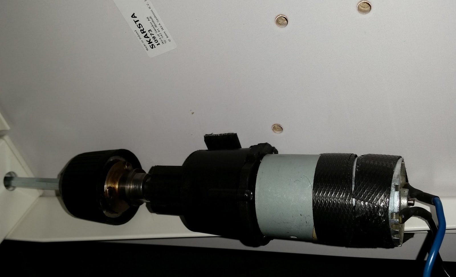 Ikea SKARSTA sit/standing desk hack