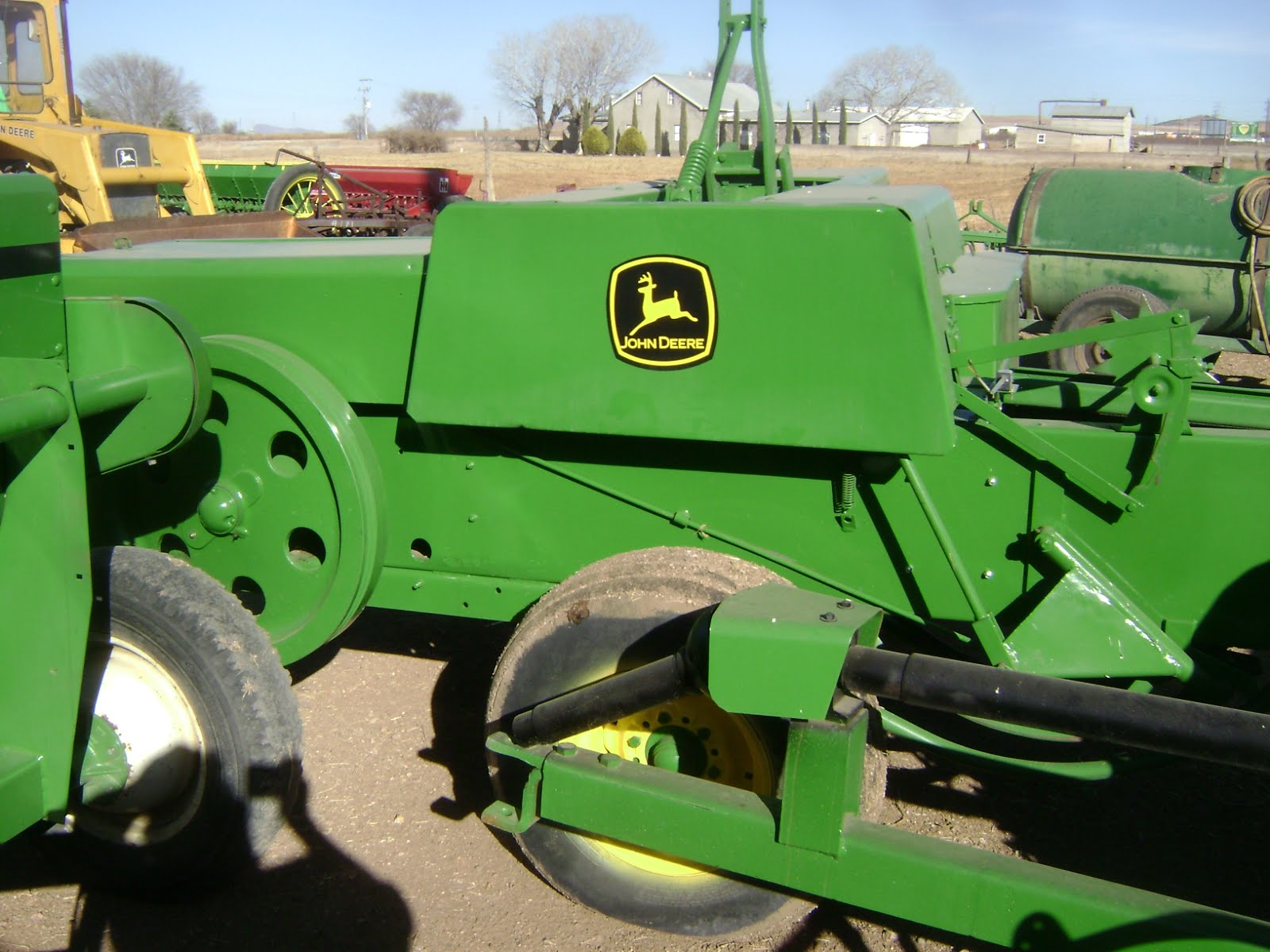 MAQUINARIA AGRICOLA INDUSTRIAL: Empacadora John Deere 336 Hilo $6,500