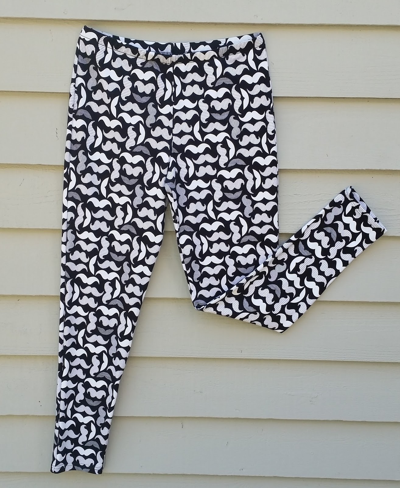 Serger Sanity by Deb Canham