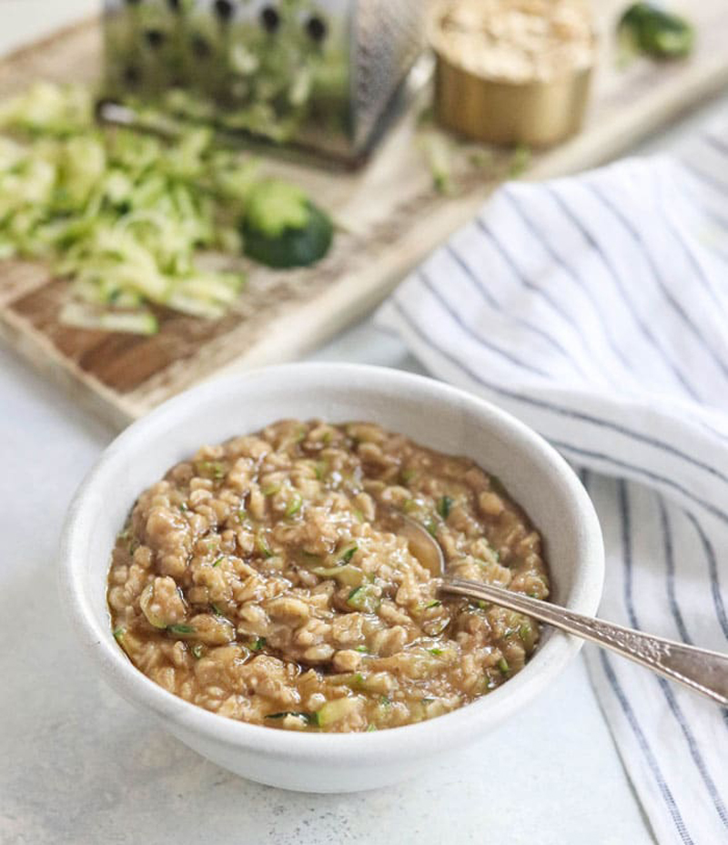 Oatmeal 30 Anti-Aging Foods for Women That'll Keep You Feeling Young