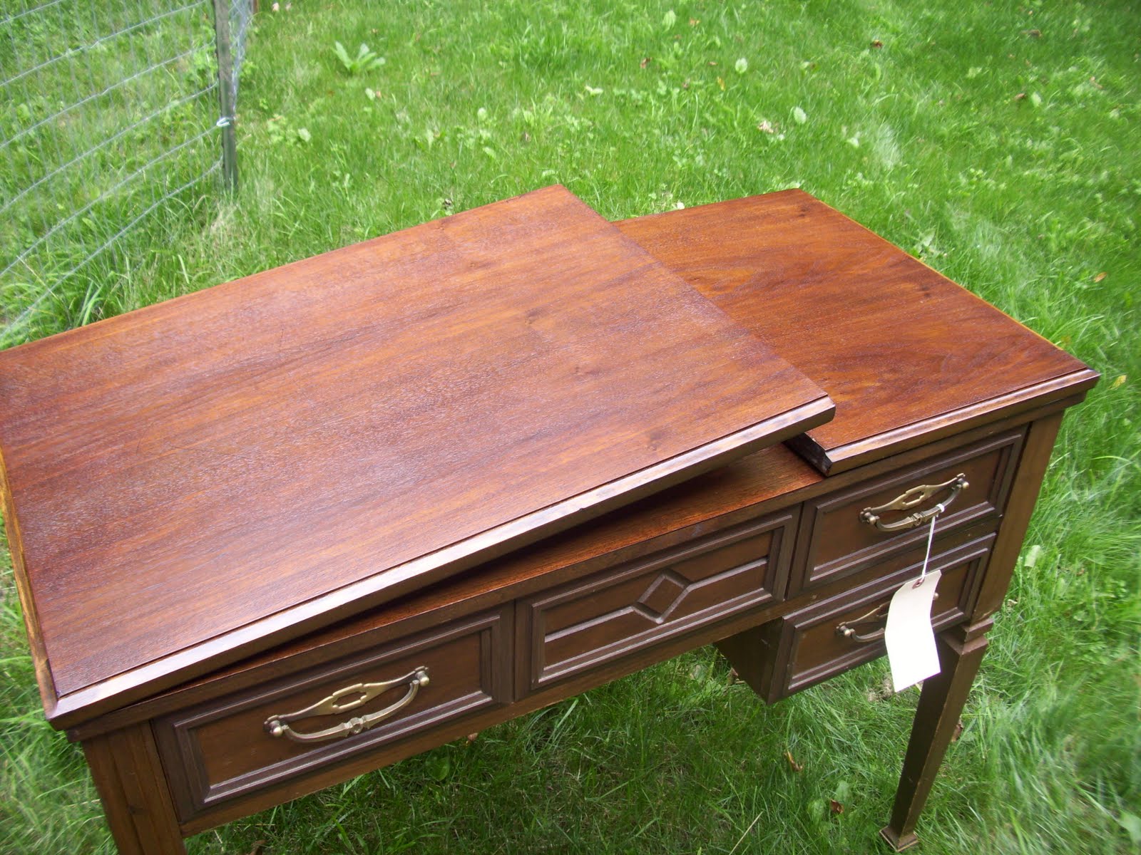 My Sewing Machine Obsession The cheater's way to refinish a