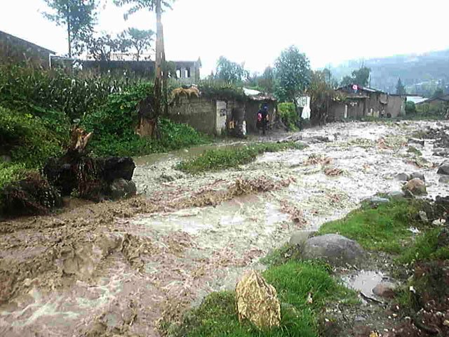 Desborde de ríos en Cajabamba afecta más de 200 hectáreas