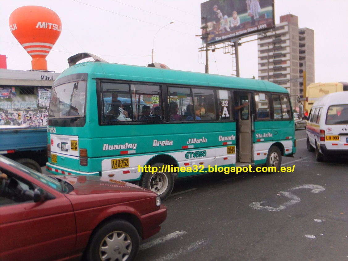 LÍNEAS 32 POR EL MUNDO julio 2012