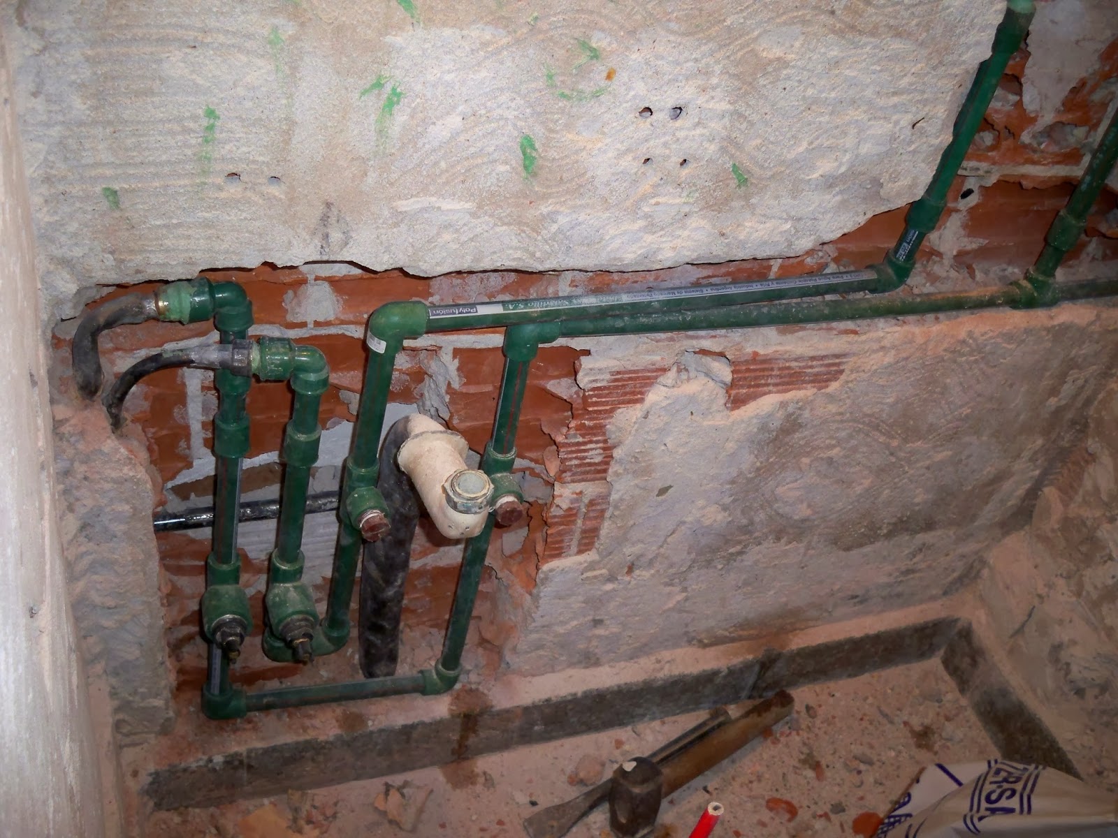 Pulse Servicios Integrales: Refacción baño, cambio de cañerías