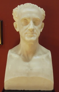 η προτομή του Ιωάννη Καποδίστρια στο Εθνικό και Ιστορικό Μουσείο της Αθήνας