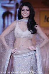 Anushka Sharma in hot red saree looking beautiful hot nevel show curvy desi indian girl