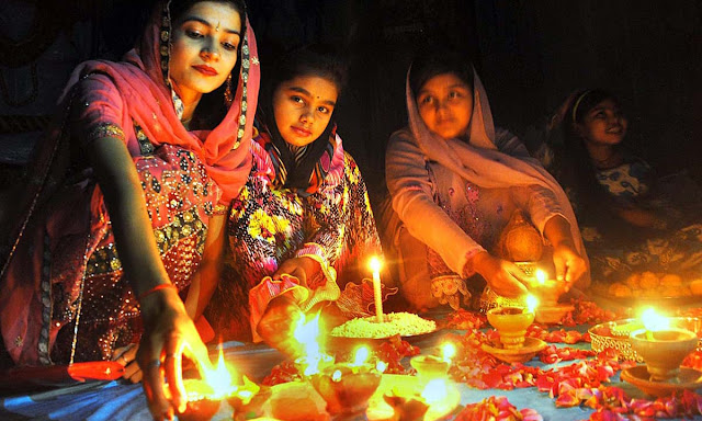 How is Diwali celebrated?