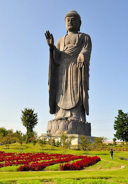 Ushiku Daibutsu - Japão