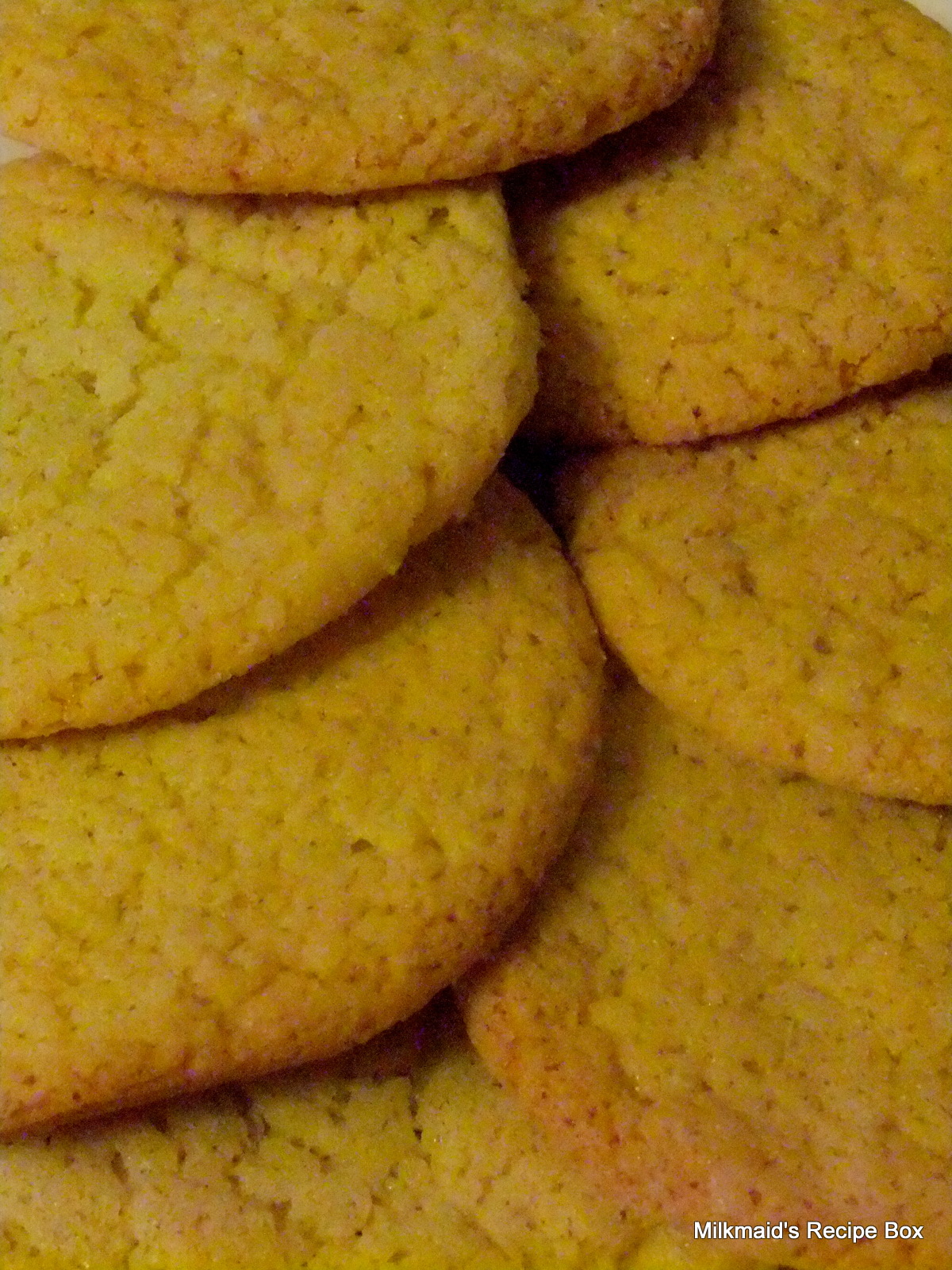 Milkmaid's Recipe Box: Egg Yolk Cookies*