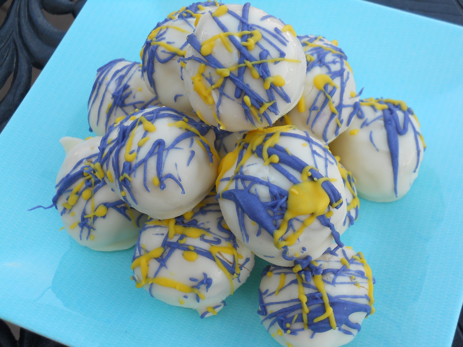 Gluten Free Desserts made Delicious Gluten Free Peachy Cake Balls