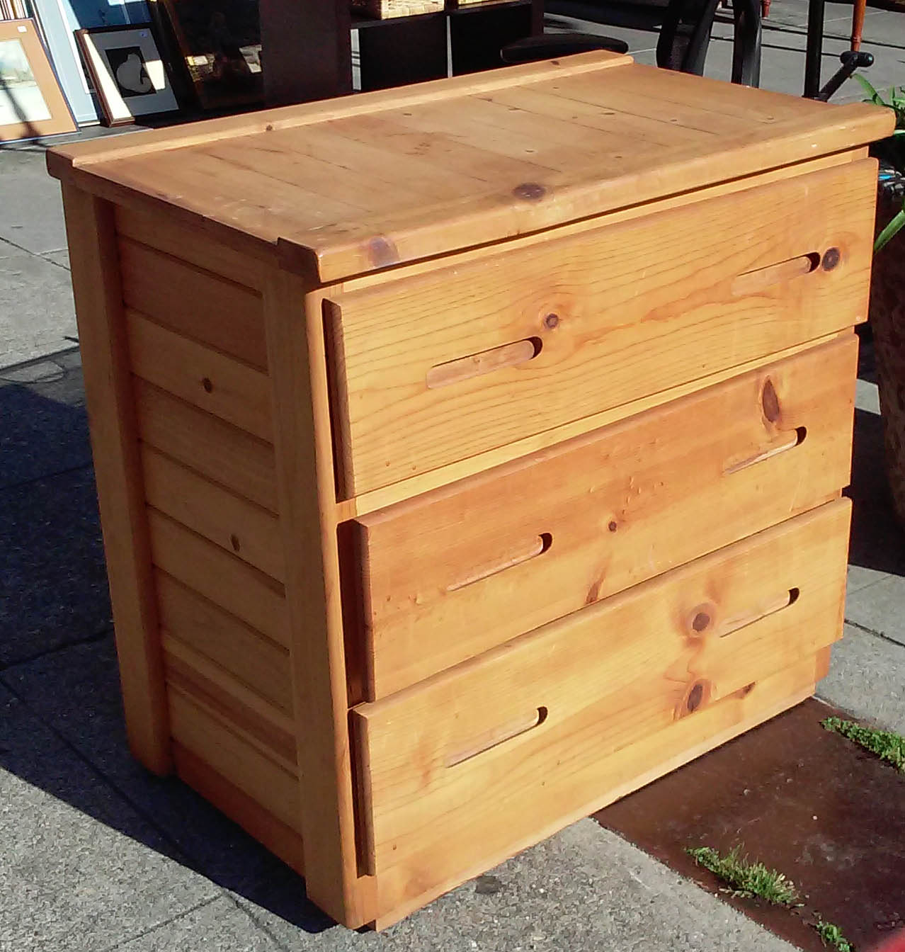 UHURU FURNITURE & COLLECTIBLES SOLD Knotty Pine 3