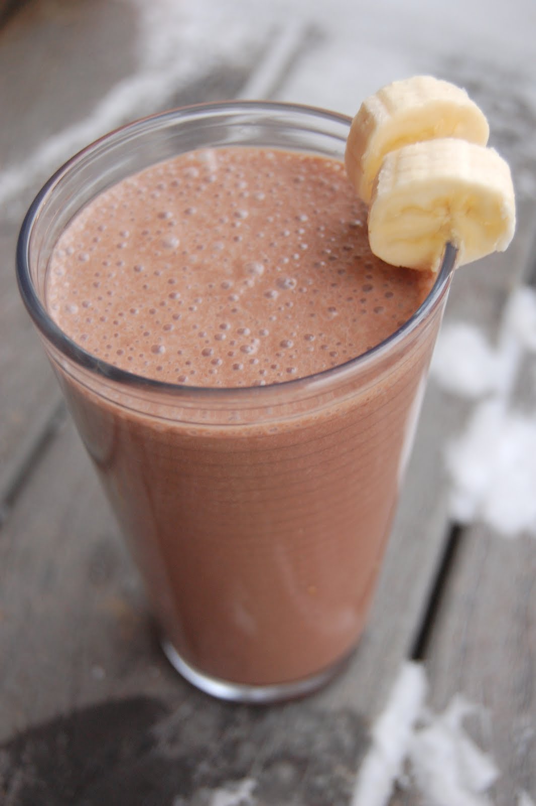Emily Can Cook: Healthy Chocolate Banana Smoothie {The drink that's ...