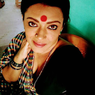 Malayalam Aunty Jennifer Antony latest hot in saree Navel Queens Malayalam Aunty Jennifer Antony latest hot in saree Navel Queens