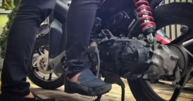Aki Motor Injeksi Tekor, Cek 3 Penyebab Sepele Berikut + Solusinya
