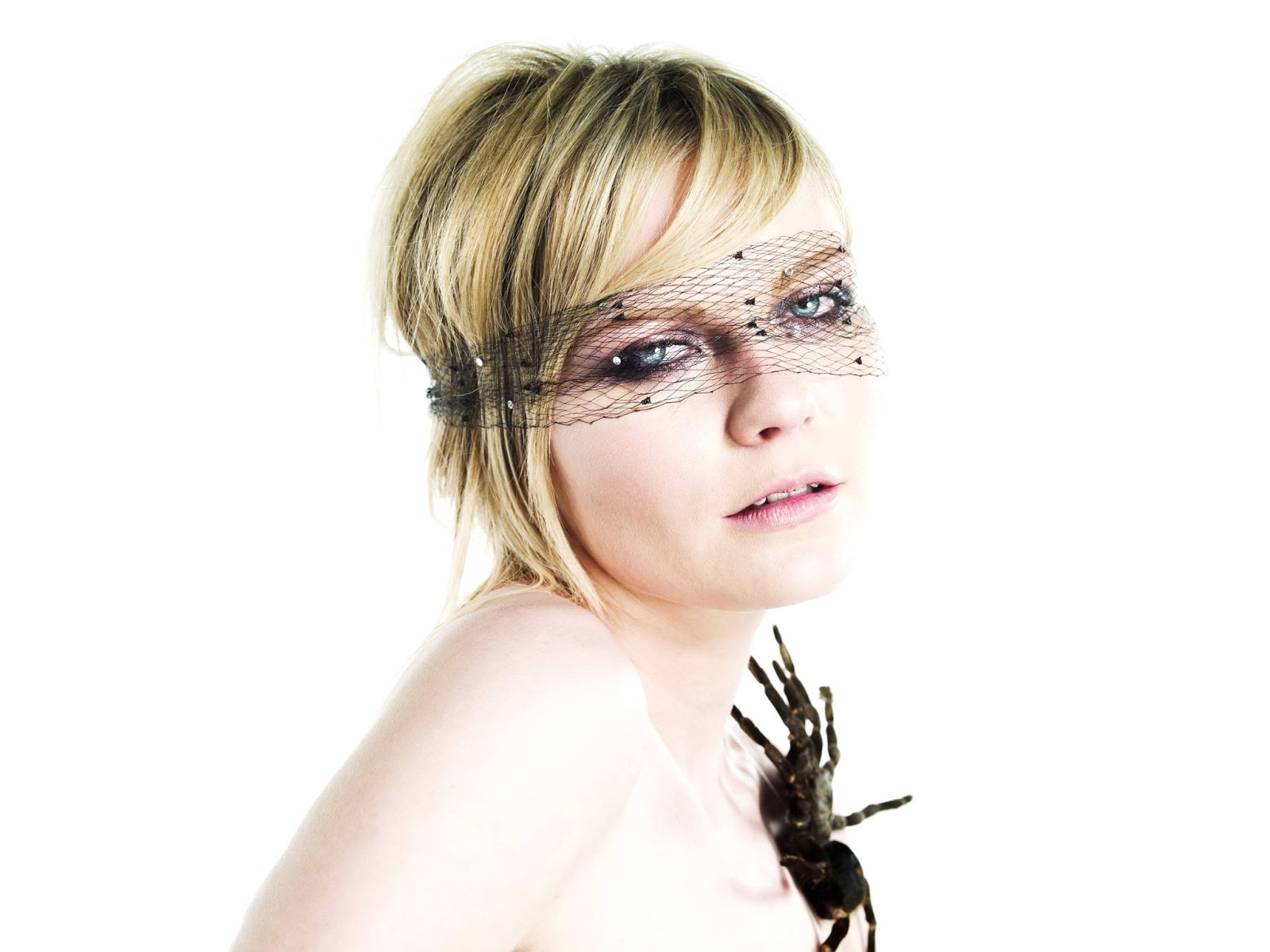 Actresses HD Wallpapers: Kirsten Dunst HD Wallpapers