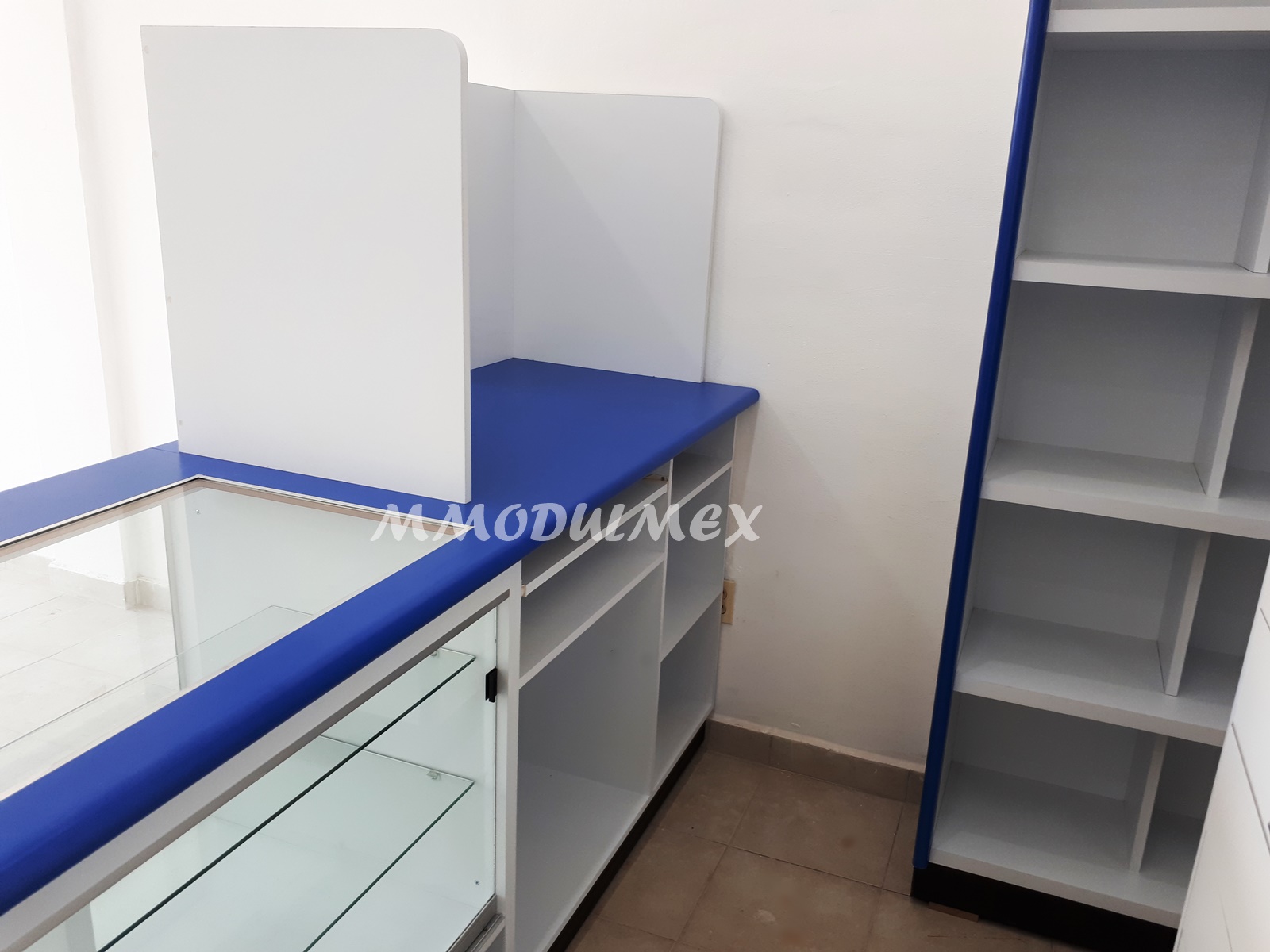 Muebles de tiendas, mobiliario de oficina, Muebles de tienda, Muebles