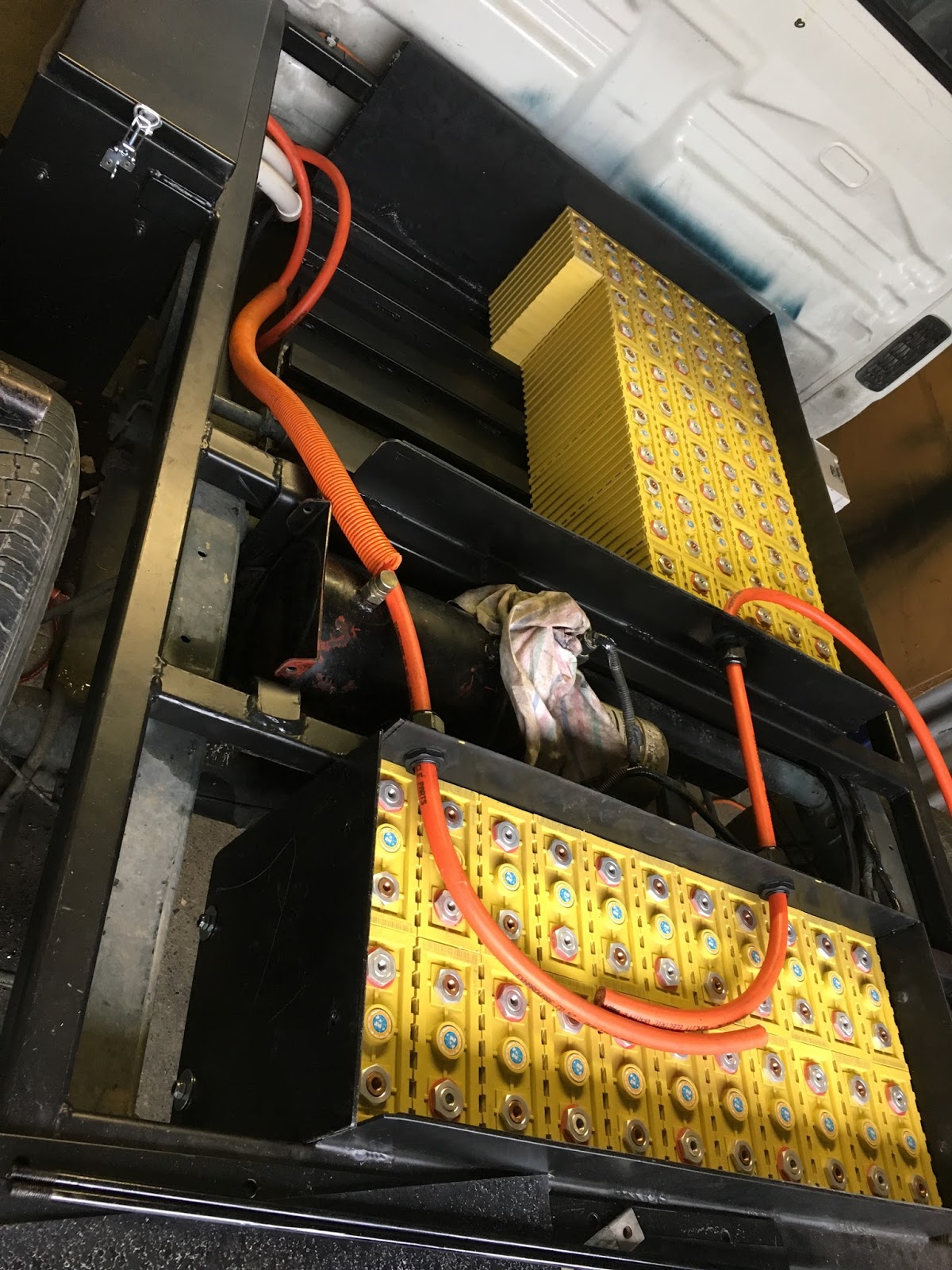 turning a 1992 toyota hilux into an electric vehicle