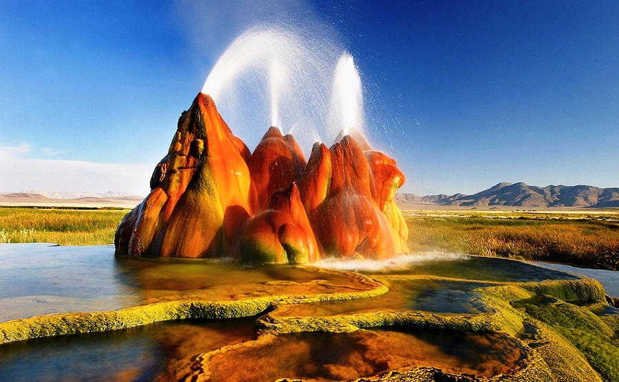 Fly Geyser Nevada - Created Accidentally During Well Drilling  Amazing  World Reality  Most Beautiful Places In The World To Travel  Most  Mysterious Events