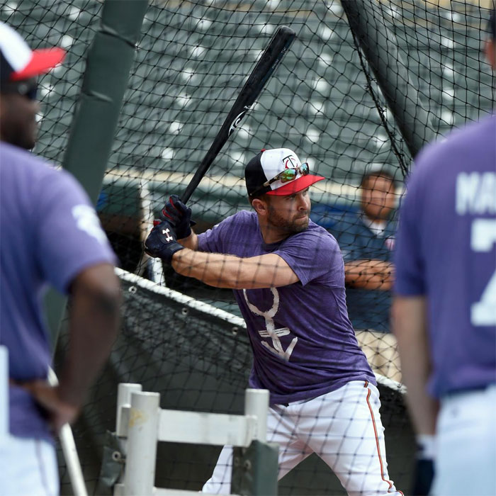 MN Twins Purple Rain Umbrellas sell like hotcakes Craigslist Garage Sales