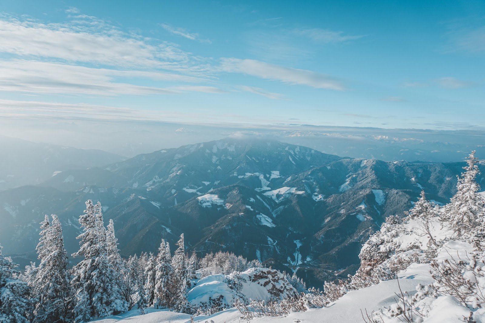 Winter trekking in Austria - Hochlantsch mountain trekking routes near Graz, visitgraz, Graz tourismus, Graz trekking, winter trekking in Austria, Hochlantsch, Mixnitz, lifestyle blog Austria, Hochlantsch summit