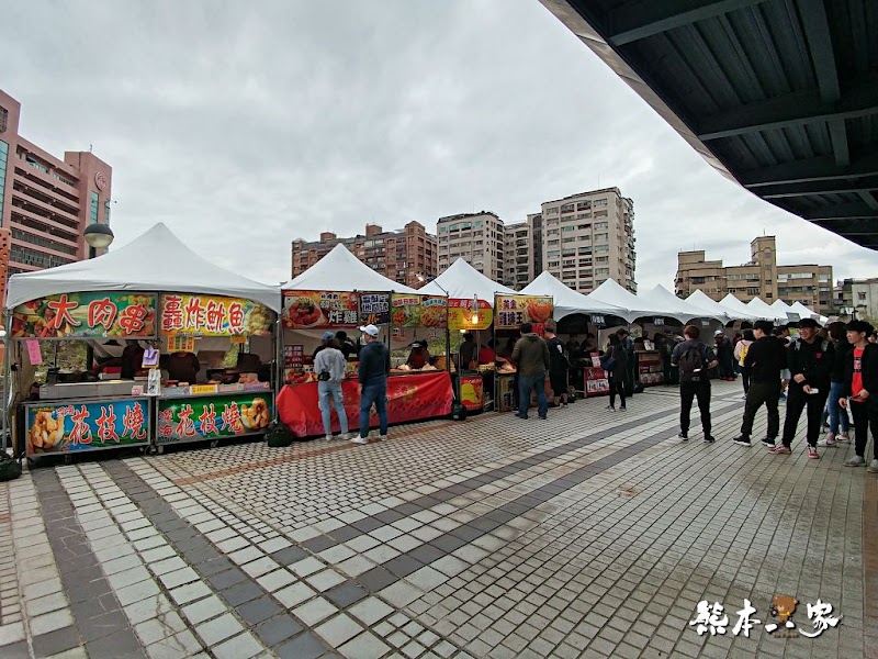 天母棒球場&周邊停車|日本樂天金鷲隊VS桃猿Lamigo|近大葉高島屋、新光三越逛街吃美食超便利