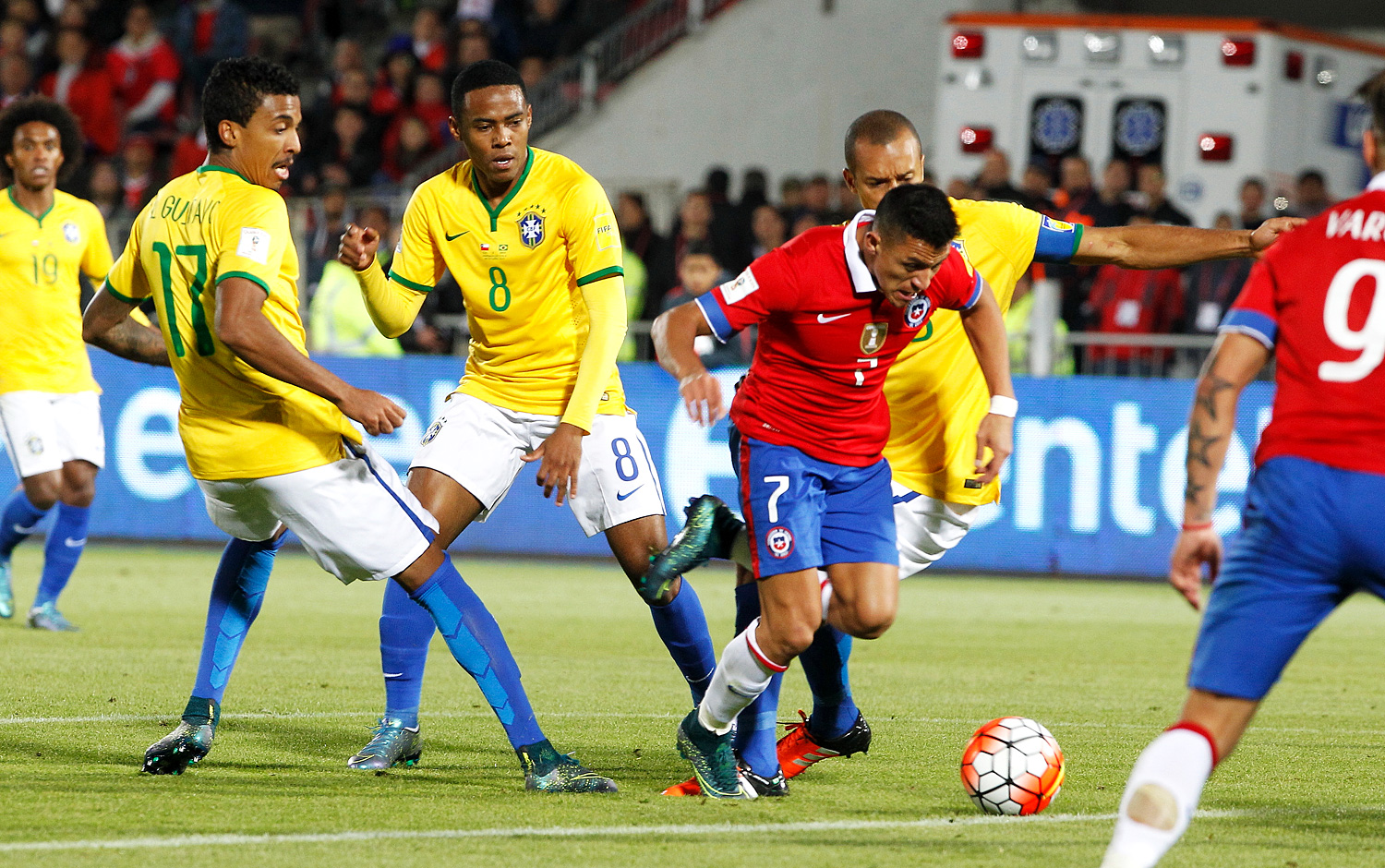 Partidos de la Roja: [08/10/2015] Chile-Brasil | 2:0