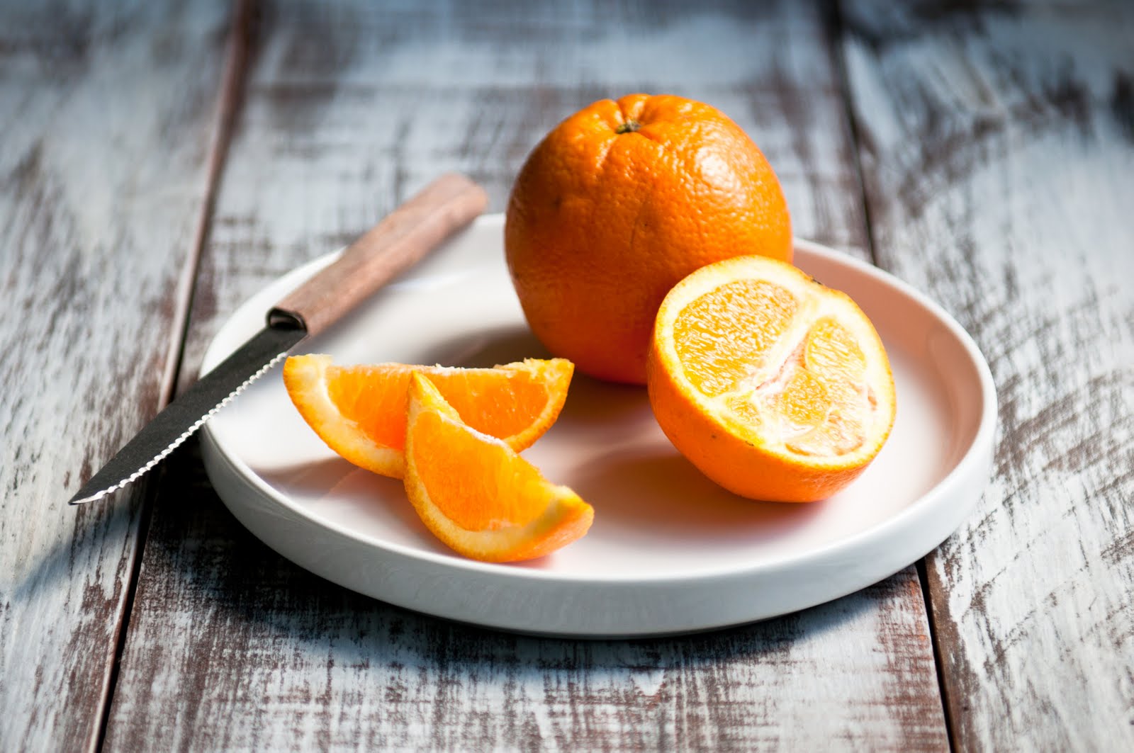 Orange vitamin. Апельсин. Долька апельсина. Ломтик апельсина. 2 Апельсина.