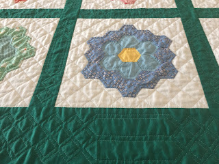 Hand Quilting details http://nestlingsbyrobin.com/services.html
