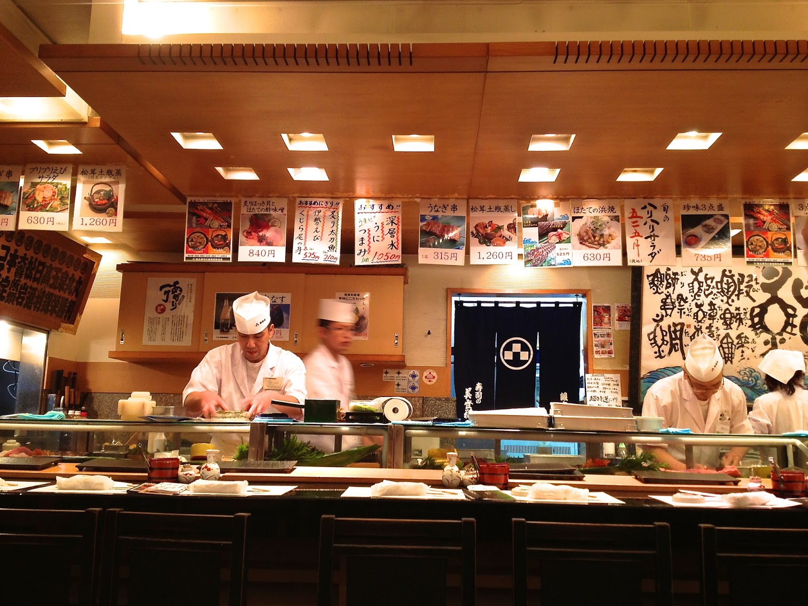 Famous Restaurant in Japan Defends Rules against Foreigners / Update on