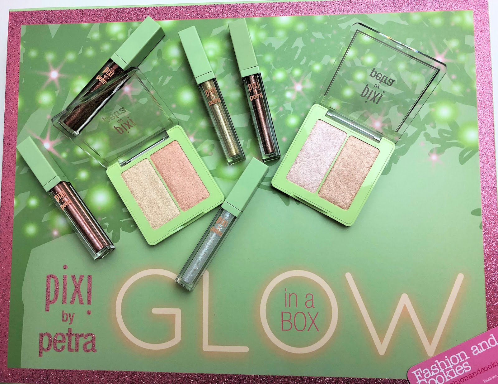 Pixi glow in a box collection review on Fashion and Cookies beauty blog, beauty blogger