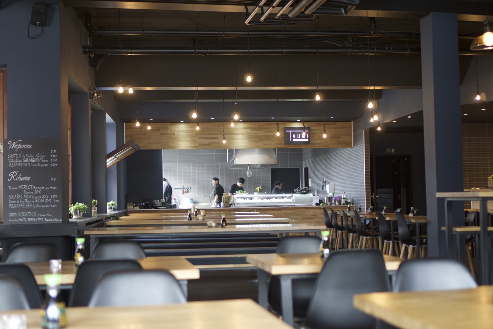 Tales of a Babbling Spoon: Taumi Asian-Fusion, Bühl