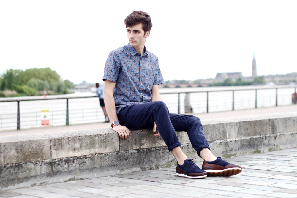 BLOG-MODE-HOMME-style-masculin-vivienne-westwood-piola-sneakers-haut-de-gamme-chino-bleu-bordeaux-moto360-watch-paris-chemisette