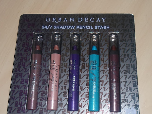 Urban Decay 24/7 Eyeshadow Pencil Stash: Swatches and Review